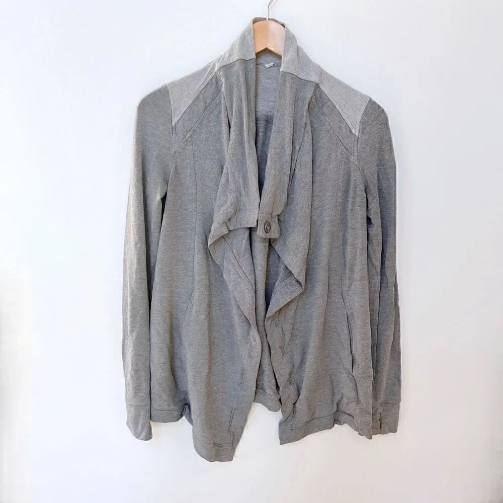 Lululemon Cardigan Sweater Open Front Drapey Wrap Athleisure Gray women’s 6
